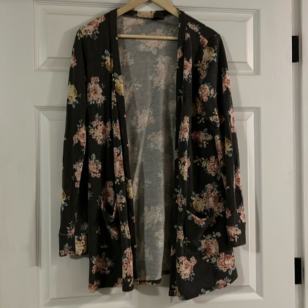 Agnes and Dora Floral Cardigan